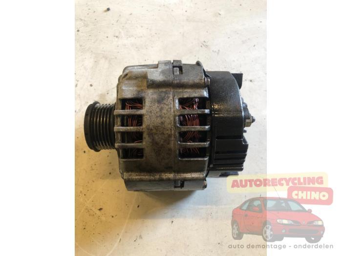 Dynamo van een Renault Laguna, Auto-onderdelen, Motor en Toebehoren, Renault, Gebruikt, 3 maanden garantie, Ophalen of Verzenden