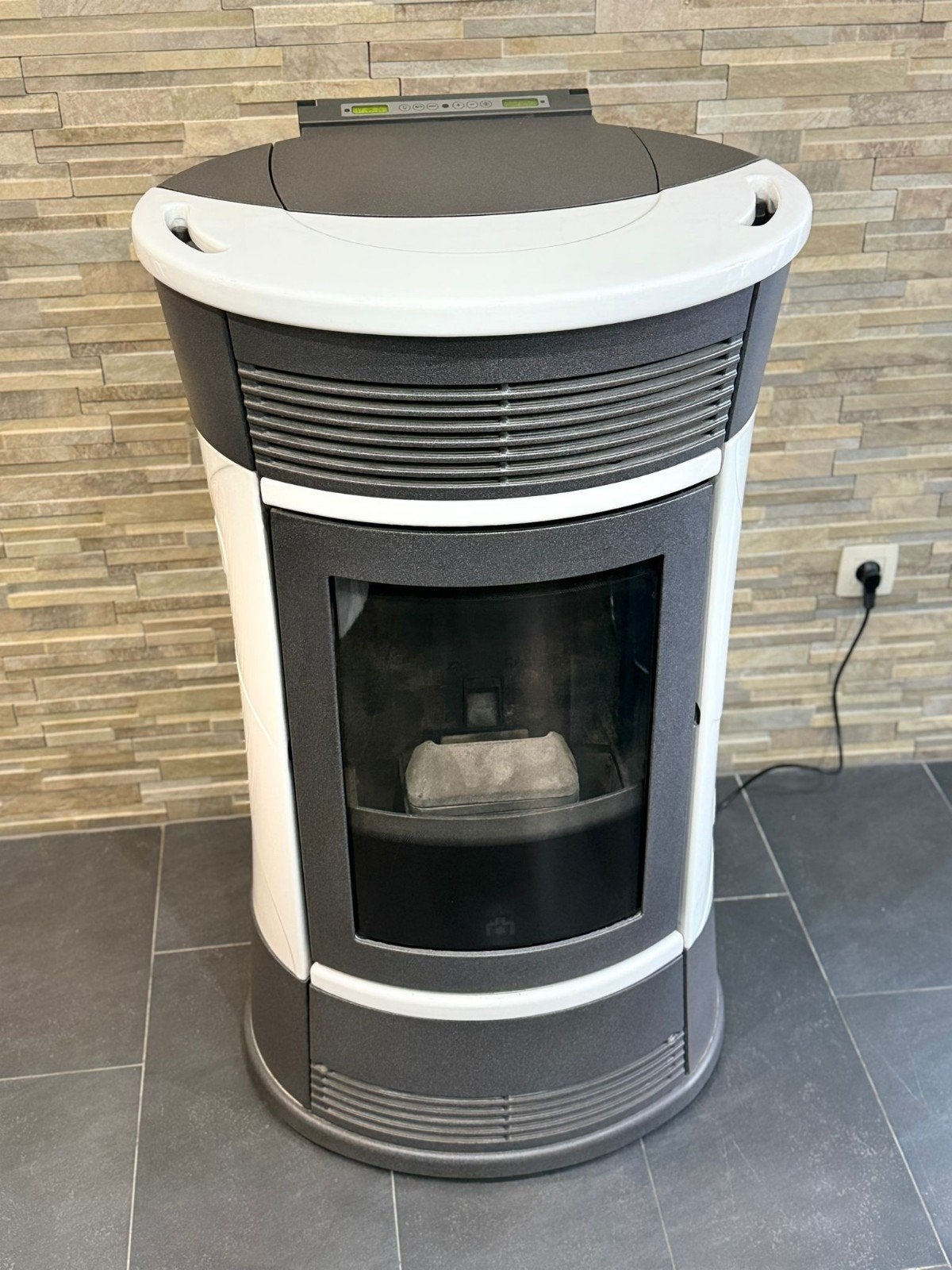 Edilkamin cherry 11kw met kanalisatie + GRATIS LEVERING
€ 1., Maison & Meubles, Enlèvement ou Envoi, Comme neuf, Autoportant, Poêle à granulés