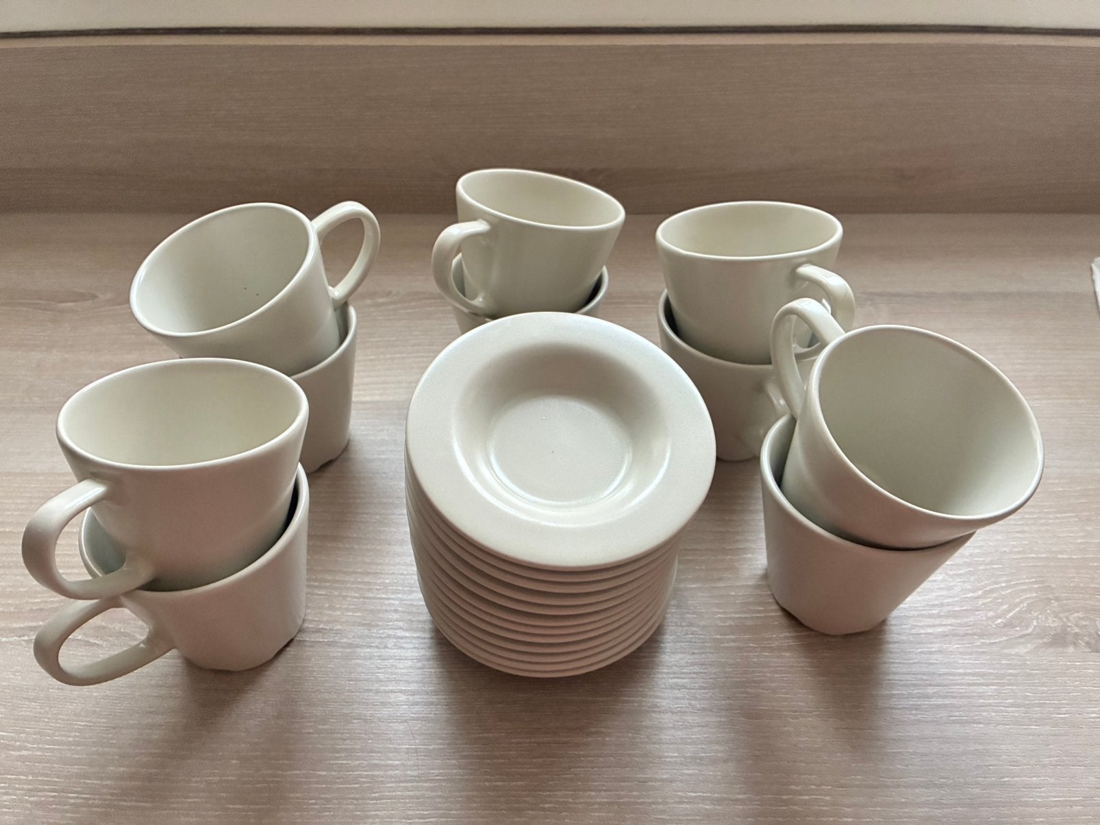 Koffietassen en onderbordjes ikea 10 sets, Ophalen of Verzenden, Zo goed als nieuw