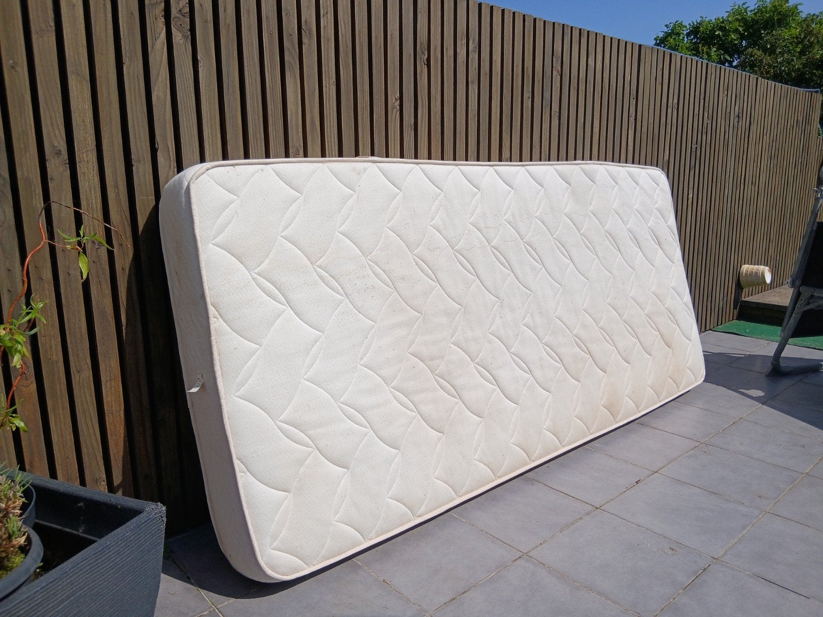 Matelas d'excellente qualité (90x200x16) Dreamway, Enlèvement, Matelas