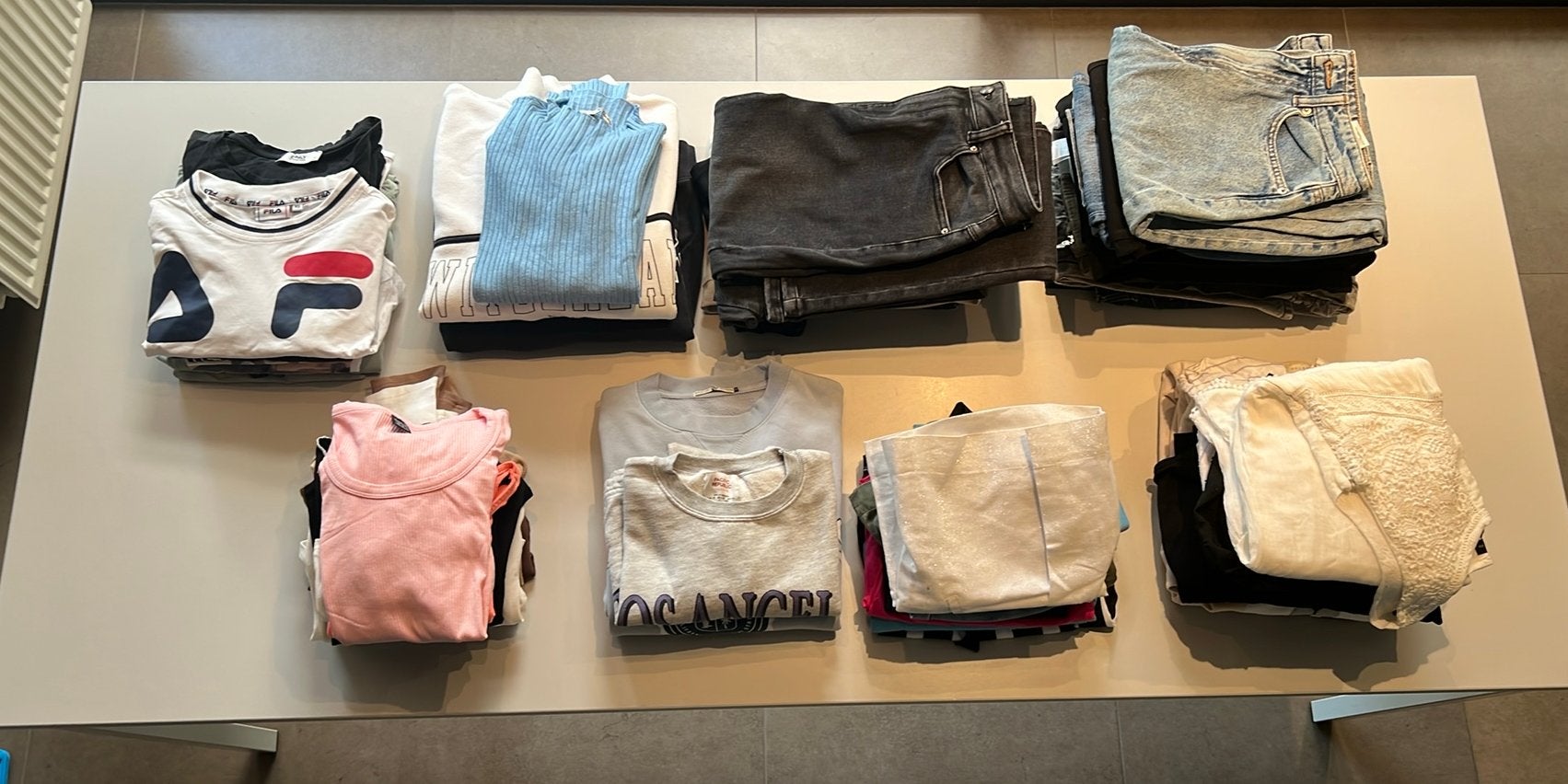 Lot/paquet de vêtements pour femmes XSMALL, très bon état !, Vêtements | Femmes, Enlèvement, Comme neuf