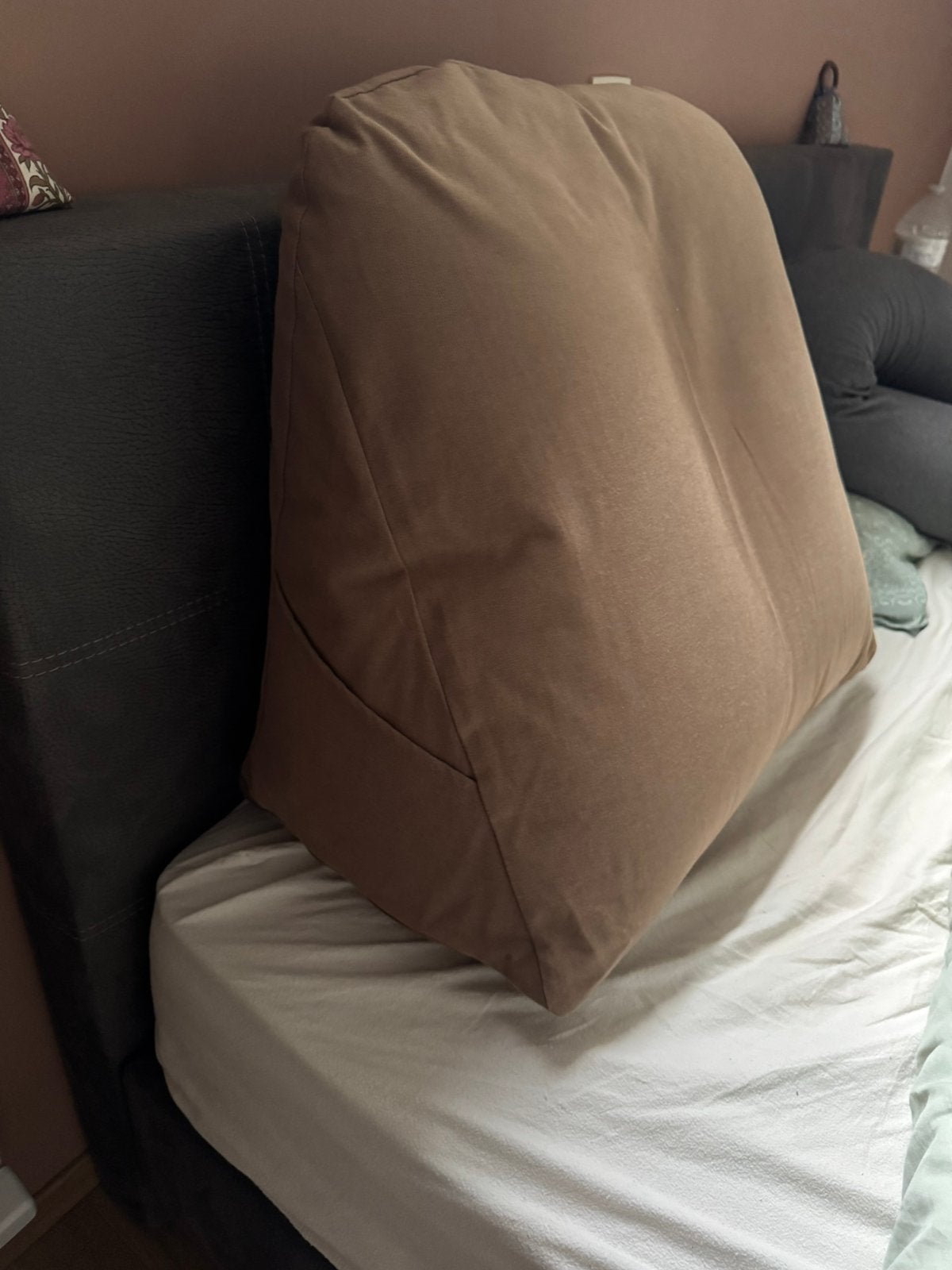 Leeskussen / ligkussen voor in bed of zetel, Ophalen, Zo goed als nieuw