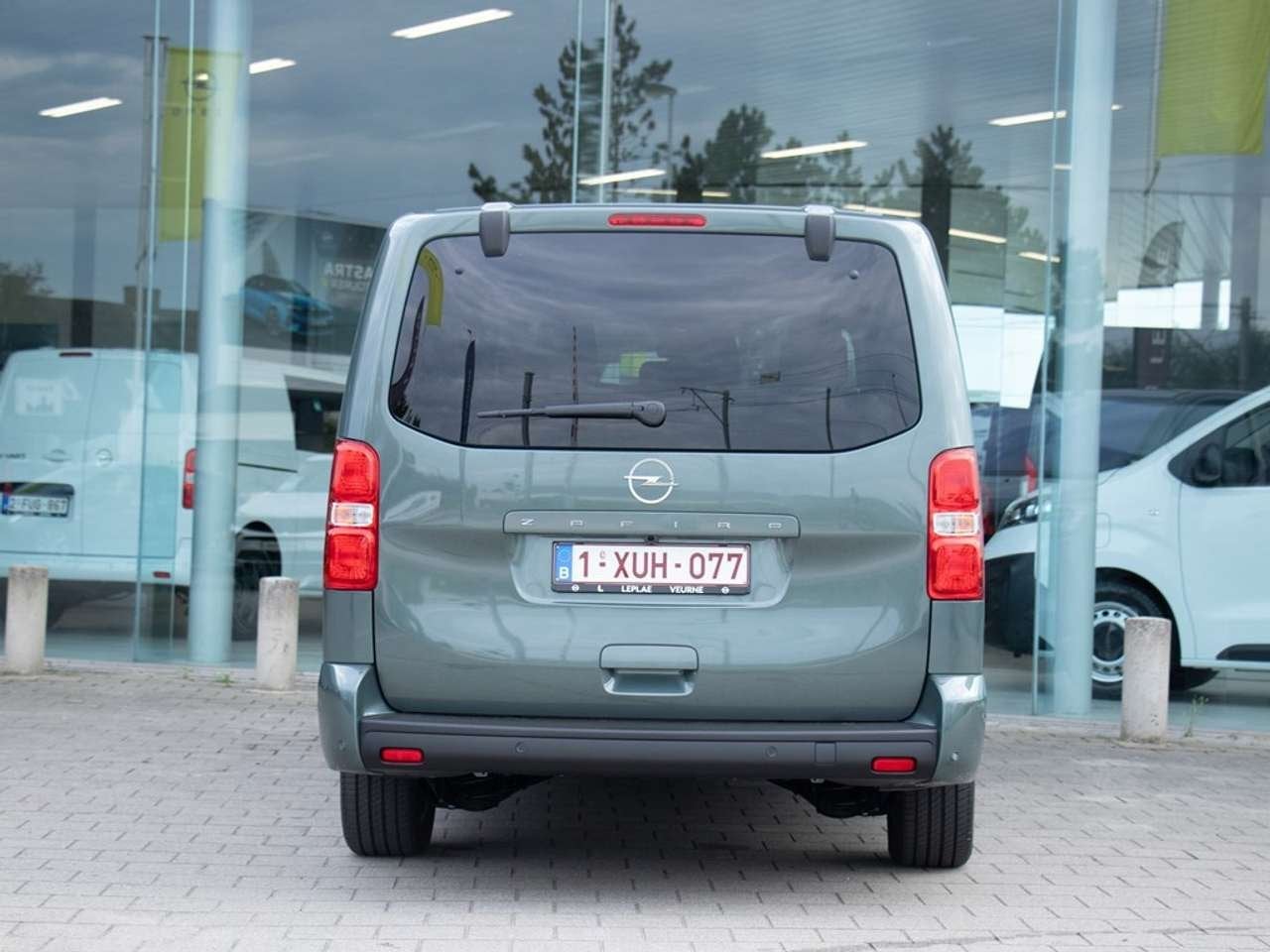 Opel Zafira Life XL 2.0T AT8 180PK MINIBUS|KAPARI GREEN|9PL, Autos, Opel, 0 kg, Euro 6, Noir, Automatique