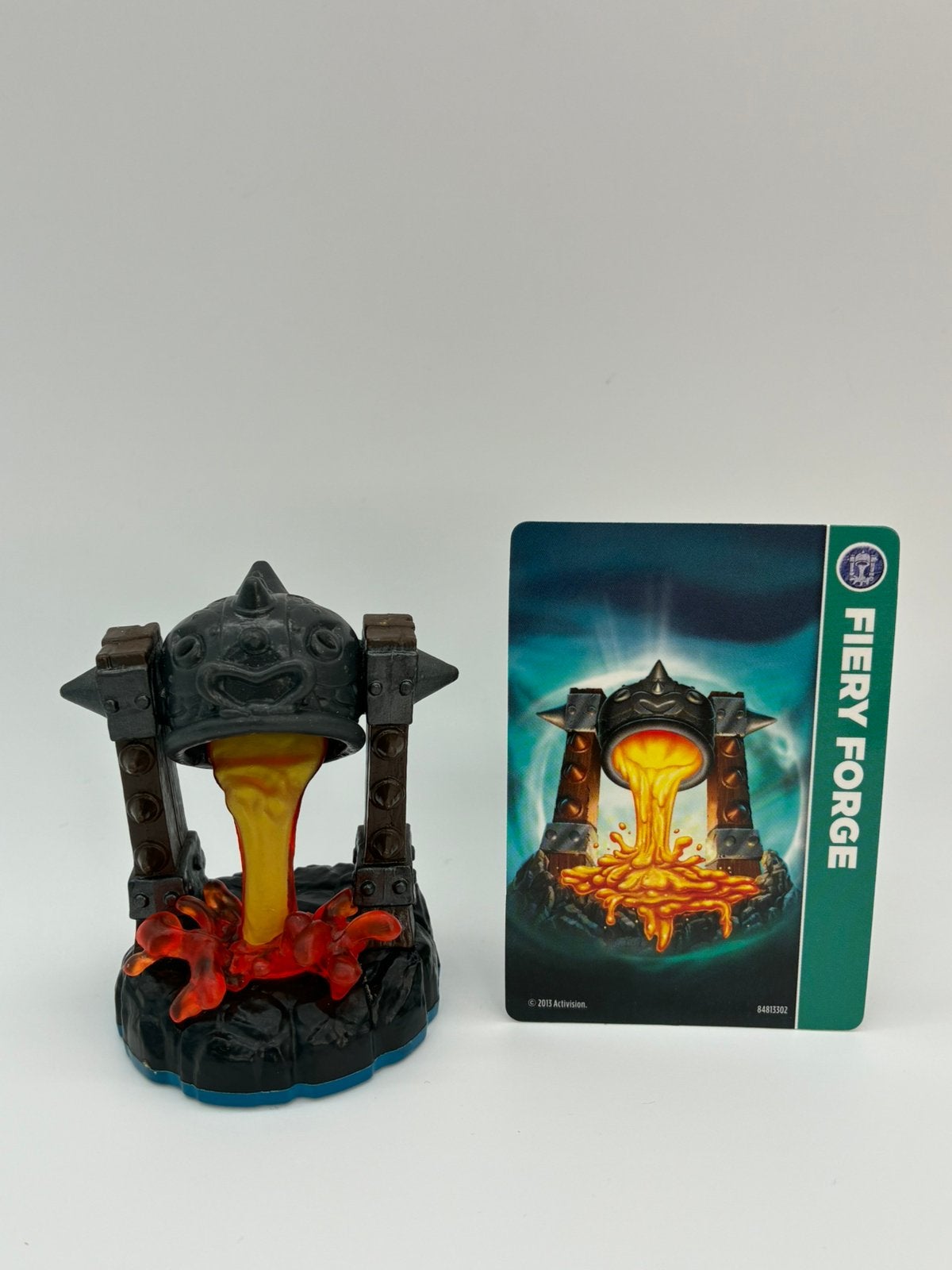 Skylanders échange Force Fiery Forge avec un billet, Envoi, Comme neuf