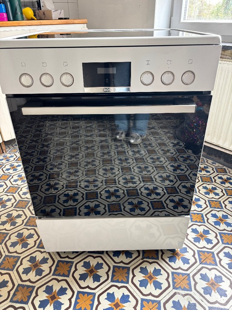 Cuisinière Bosch comme neuve, Enlèvement, Comme neuf, Gril, Autoportant