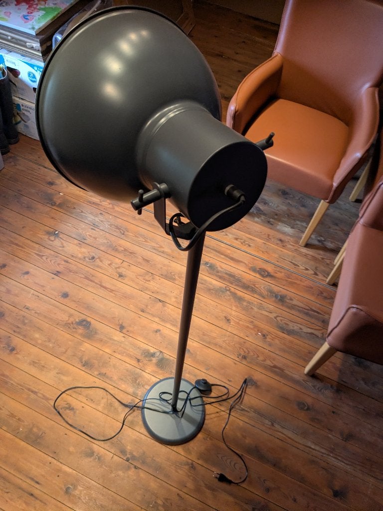 Verstelbare staan lamp, Huis en Inrichting, Lampen | Vloerlampen, Ophalen, Zo goed als nieuw, Metaal, Modern