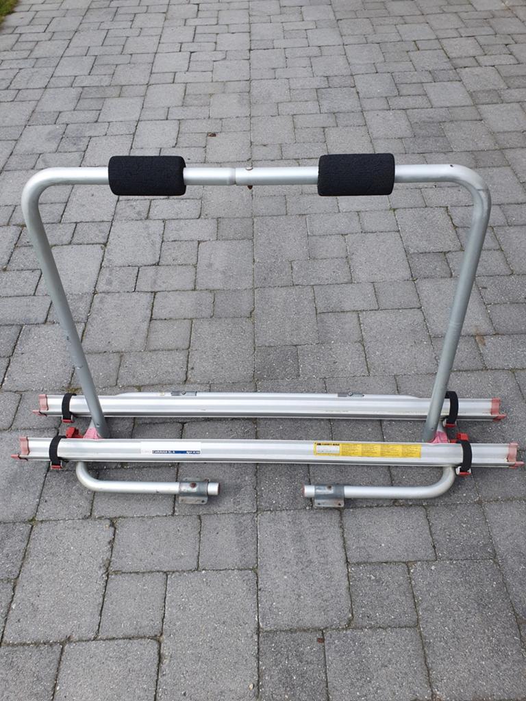 Fietsen drager voor 2 fietsen. Om vast op caravan te zetten., Particulier