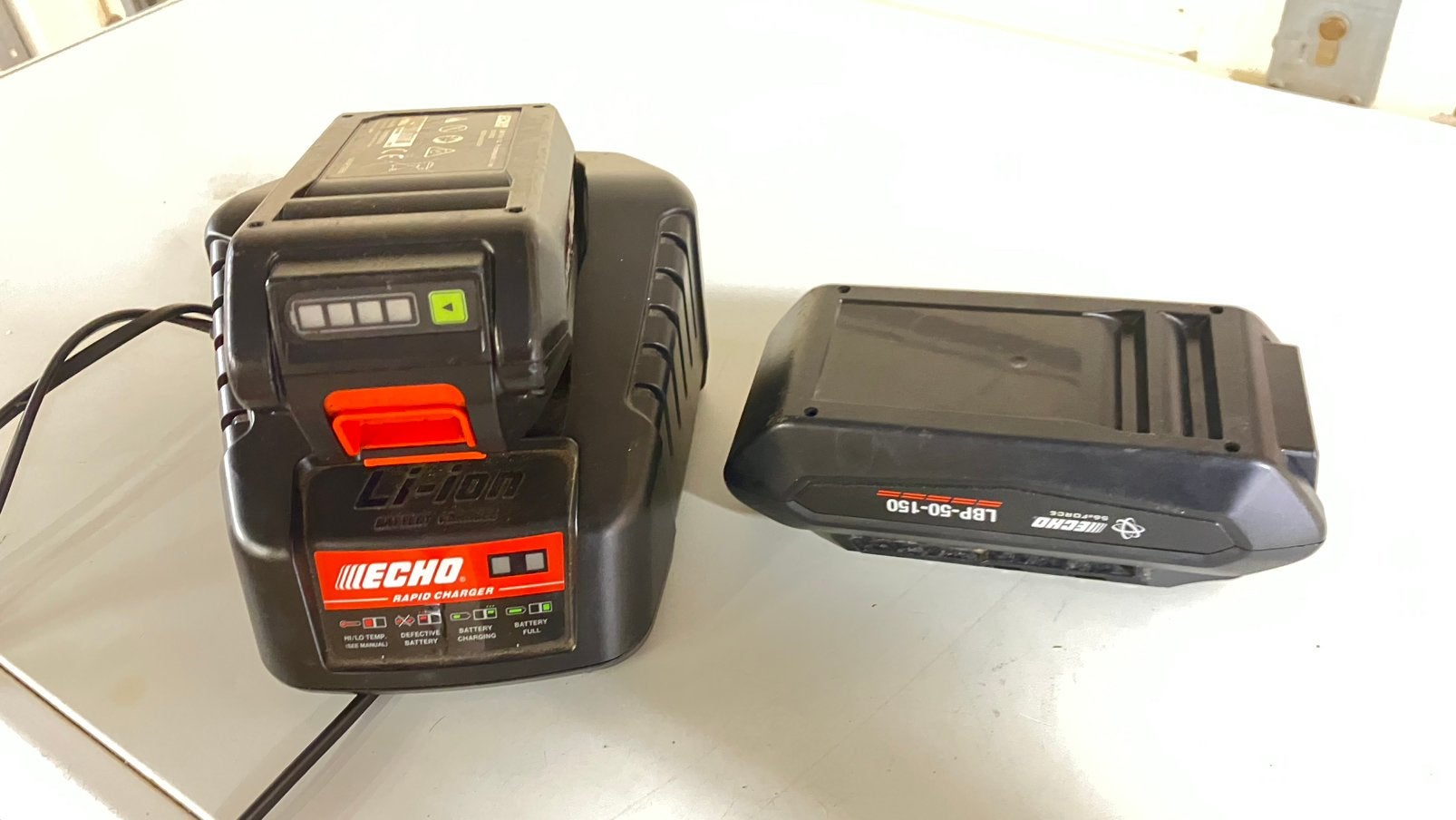 Batterijlader echo plus 2 batterijen, Ophalen, Gebruikt