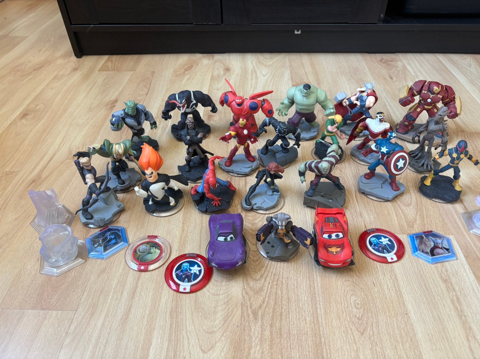 31 Disney infinity figuren, Ophalen of Verzenden, Overige figuren, Zo goed als nieuw, Beeldje of Figuurtje