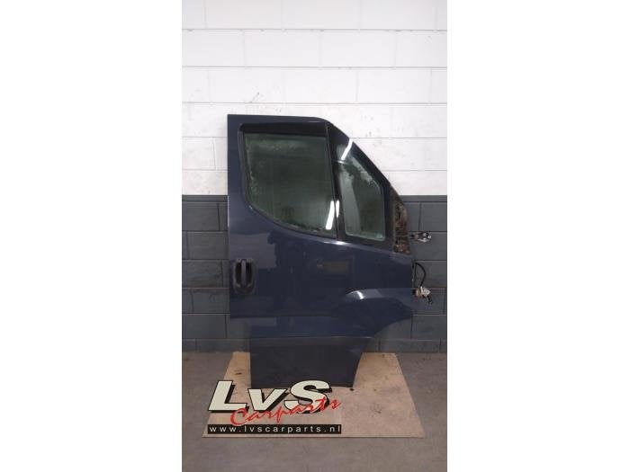 Portière 2portes droite d'un Iveco New Daily, -, 3 mois de garantie, Utilisé, Porte