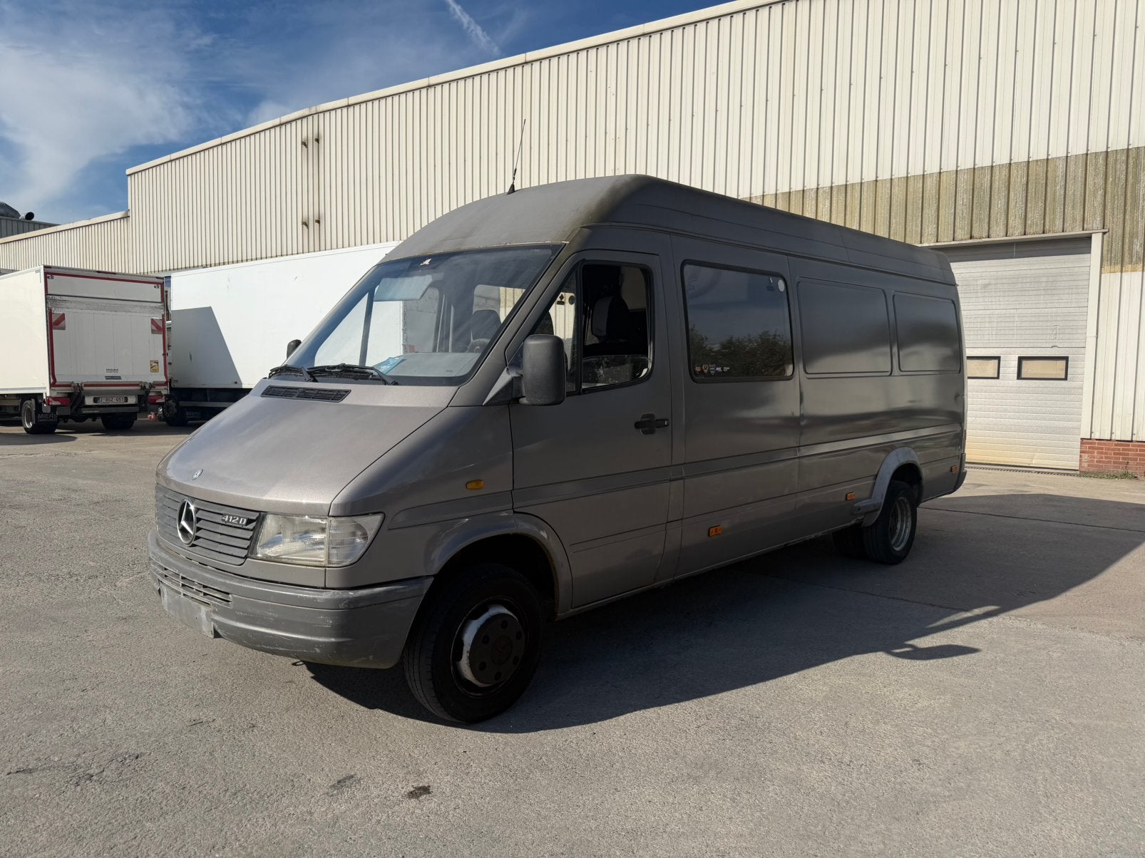 Mercedes sprinter 412D maxi permis b airco 6p belgium car, Autos, Achat, Entreprise, https://public.car-pass.be/vhr/75ca632f-ce77-48a0-a36a-e38c53ea8f6d