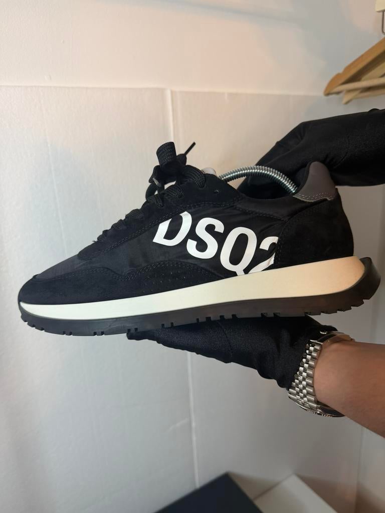 DSQUARED2 Sneakers - Black/White (EU 39) AUTHENTIC!, Kleding | Dames, Schoenen, Zo goed als nieuw, Sneakers, Ophalen of Verzenden