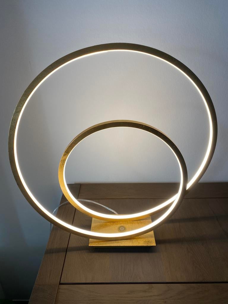 Moderne dimbare lamp in goud van merk WOFI, Ophalen, Zo goed als nieuw, Overige materialen, 25 tot 50 cm