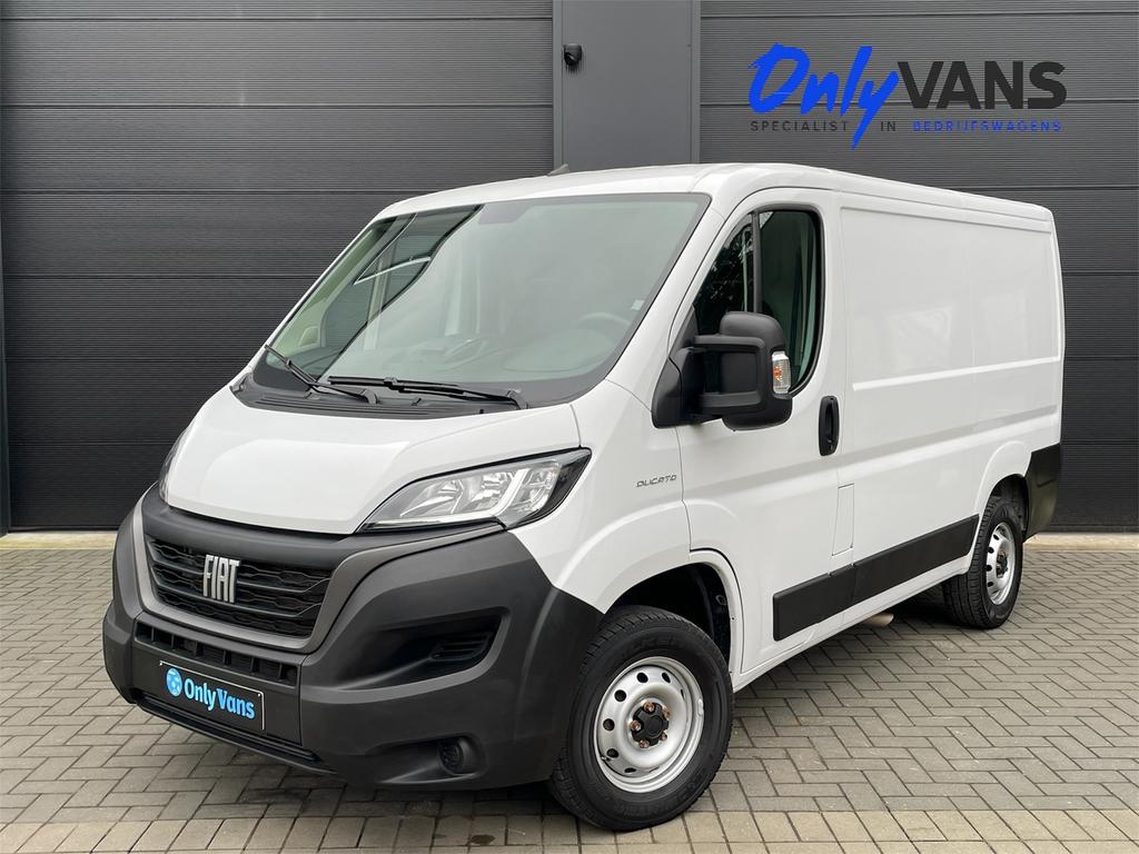 Fiat Ducato 2.2 JTD / L1H1 / Camera / Bluetooth / Trekhaak, Auto's, Bestelwagens en Lichte vracht, Bedrijf, Airbags, Airconditioning
