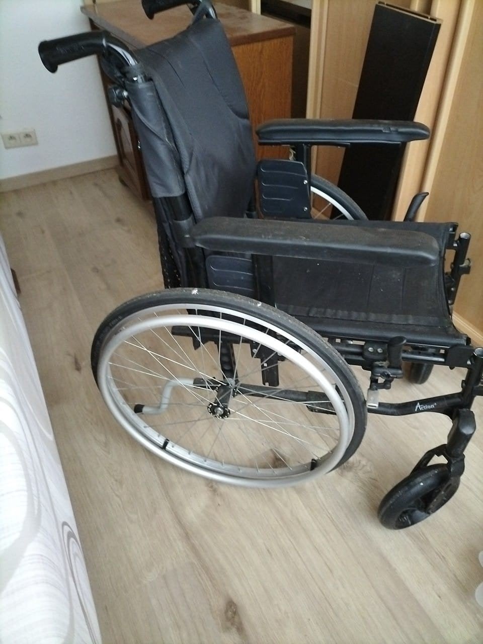 Rolstoel, Diversen, Ophalen
