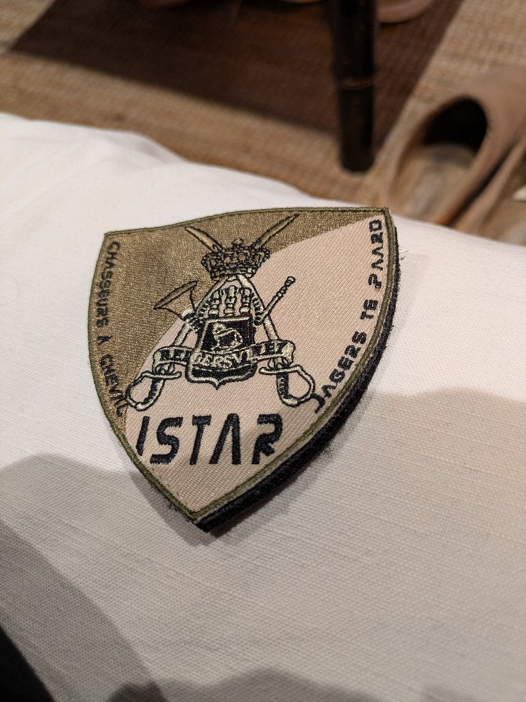 Istar, Enlèvement ou Envoi, Armée de terre, Emblème ou Badge