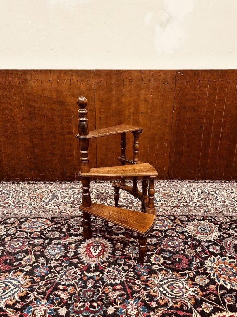Klassiek Engels Bibliotheektrap Trap, Ophalen