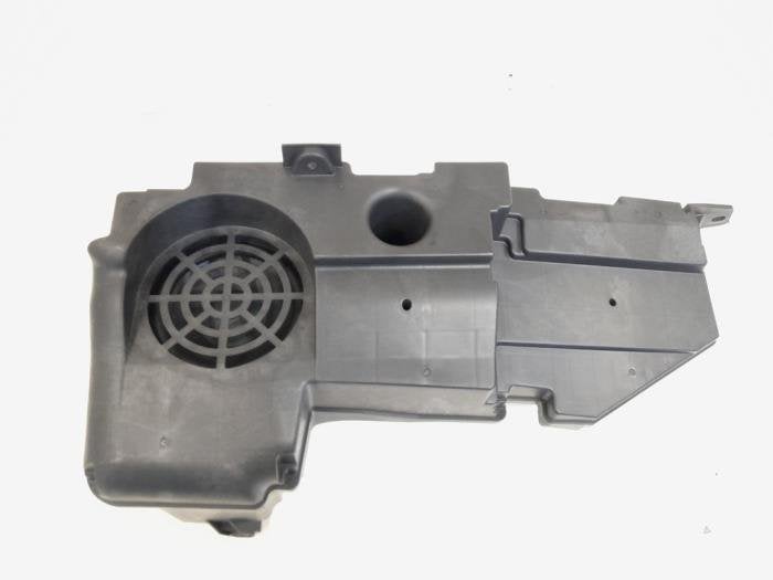 Subwoofer van een Audi A6, Gebruikt, -, -, -