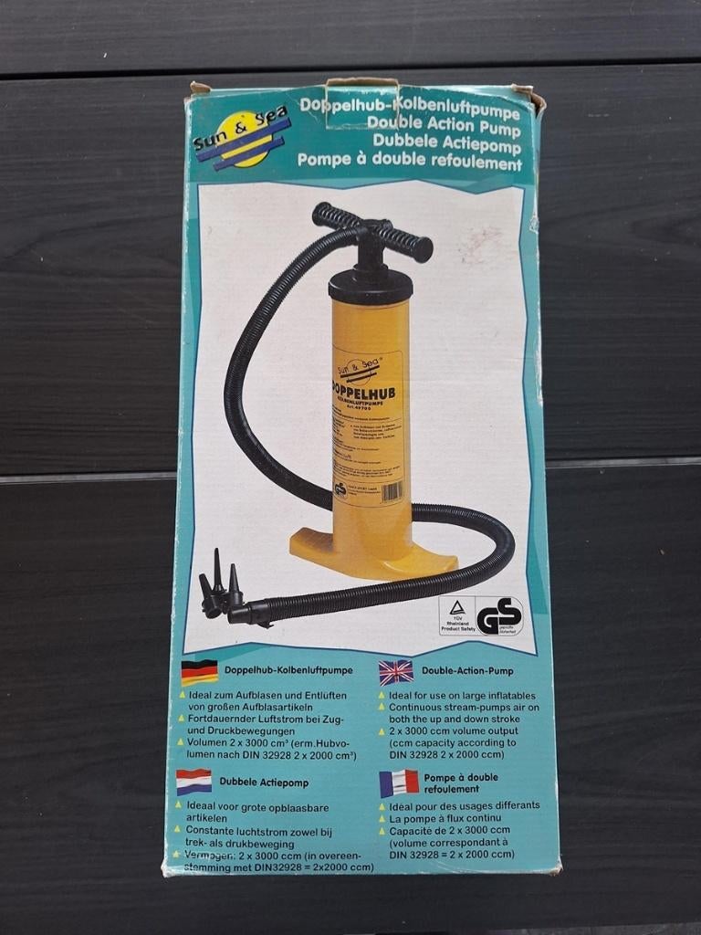 Dubbele actiepomp Sun & See, Caravans en Kamperen, Luchtpompen, Ophalen, Zo goed als nieuw, Handmatig