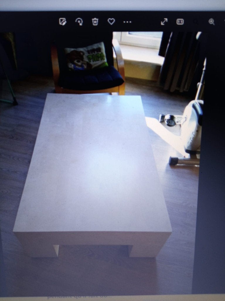 Table de salon en résine imitation travertin, Maison & Meubles, 100 à 150 cm, Enlèvement, Utilisé, 50 à 100 cm