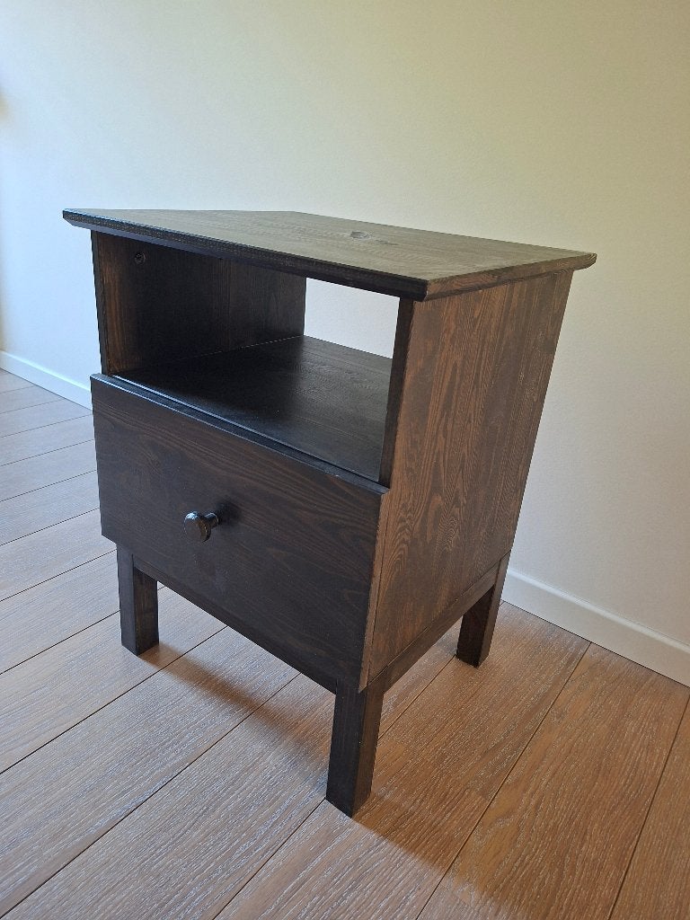 nachtkastje hout, 45 à 65 cm, Comme neuf, Enlèvement, 55 à 70 cm