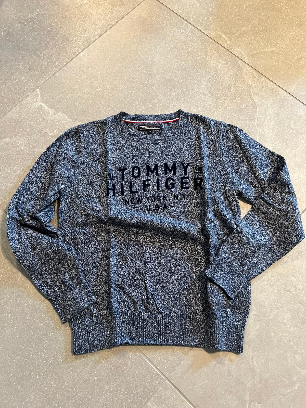 Trui tommy hilfiger, Kinderen en Baby's, Ophalen, Zo goed als nieuw