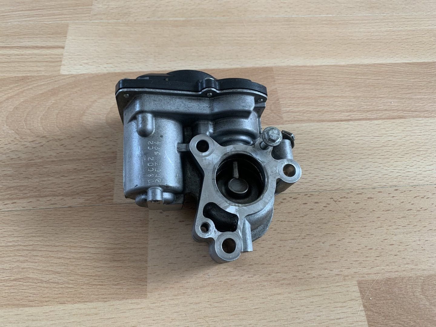 EGR klep / gasklephuis 147100361R renault nissan mercedes, -, Utilisé, -, -