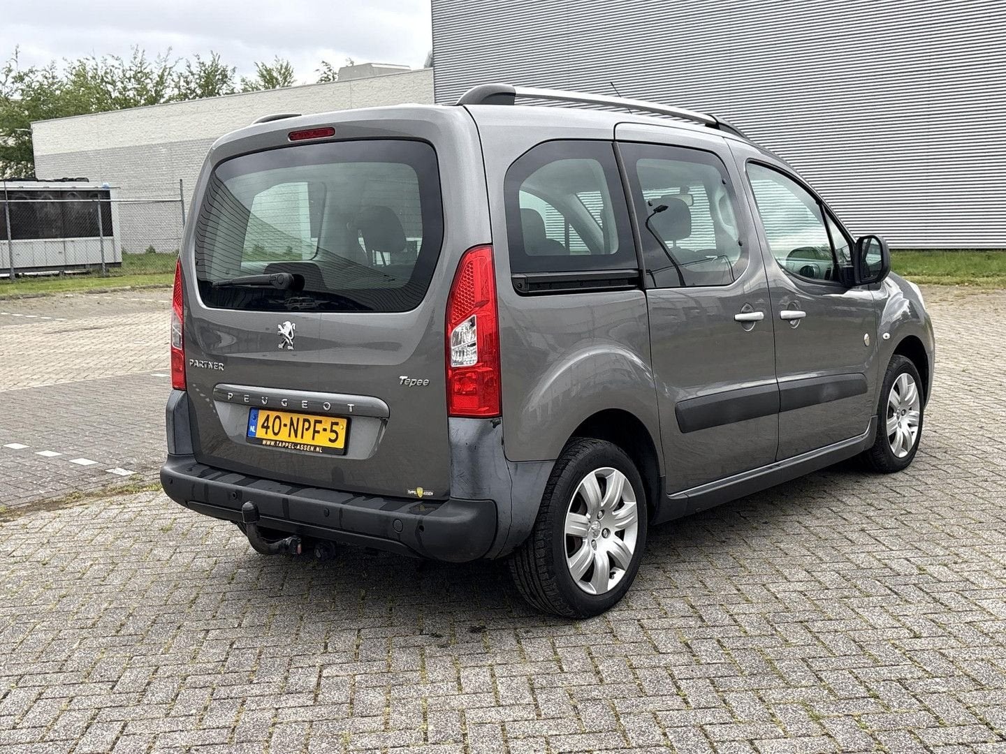 Peugeot Partner Tepee 1.6 VTi Outdoor | Dubbel Cabine | Airc, Auto's, Monovolume, Handgeschakeld, 169 g/km, Overige kleuren