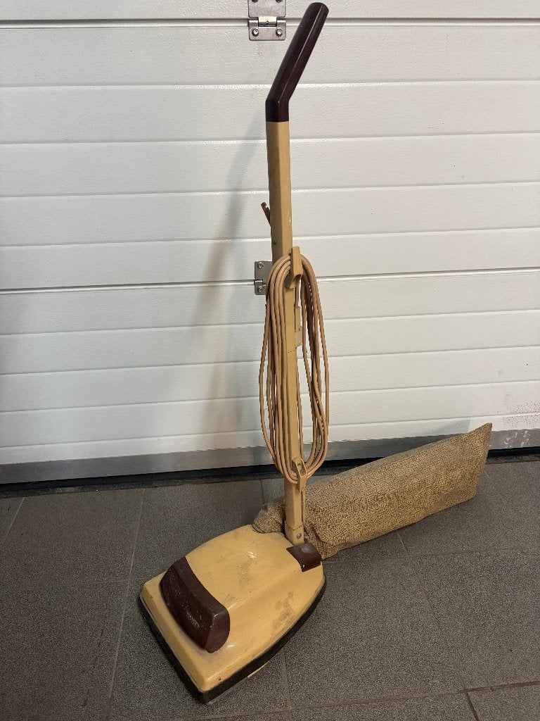 Stofzuiger Hoover,, Ophalen