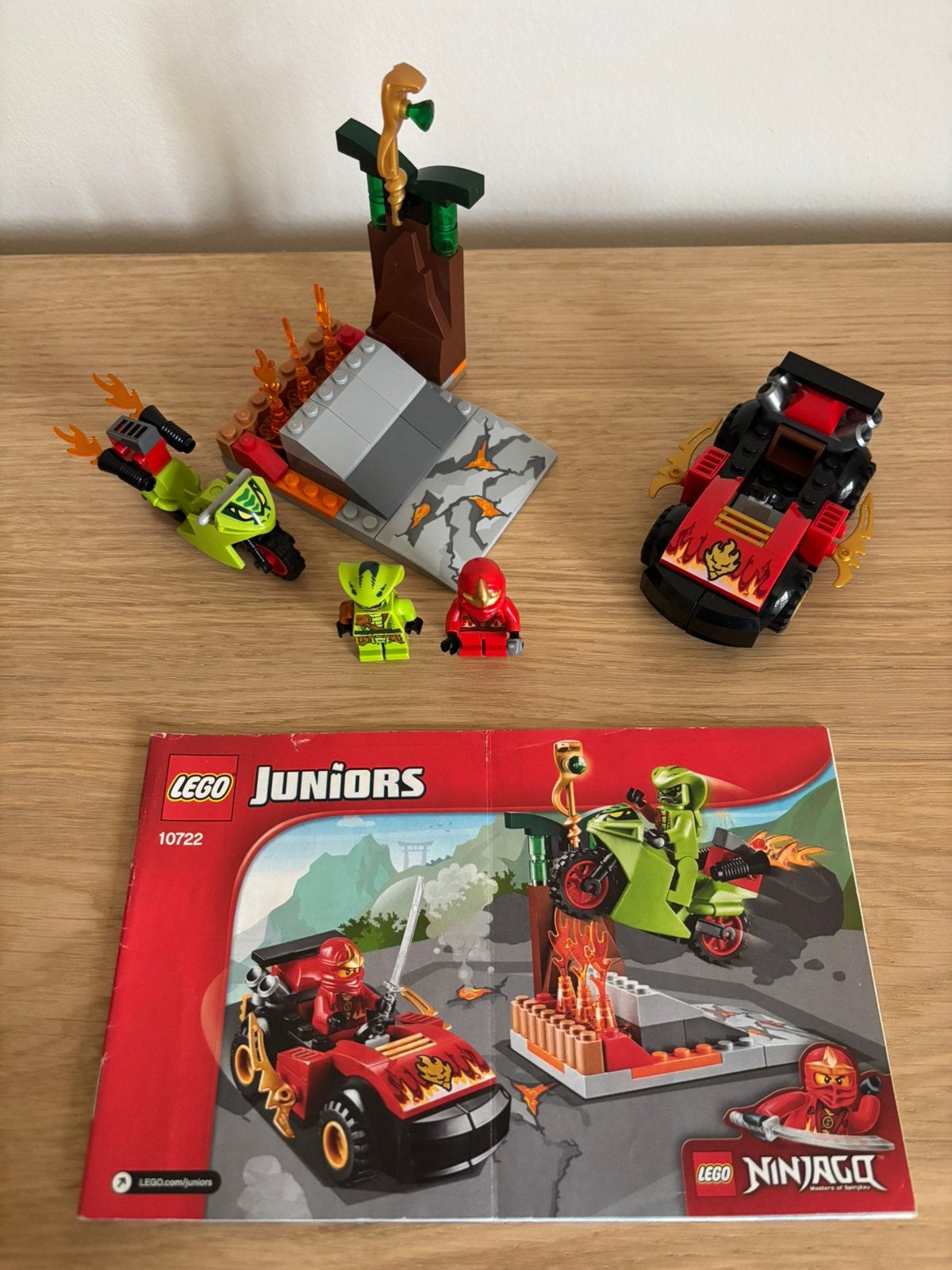 Lego ninjago Snake Showdown 10722, Lego, Ophalen of Verzenden, Zo goed als nieuw, Compleet