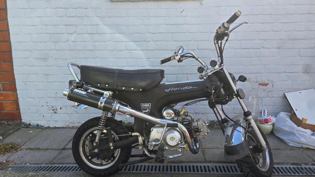 DAX
Klasse A
Half automaat, Fietsen en Brommers, Ophalen