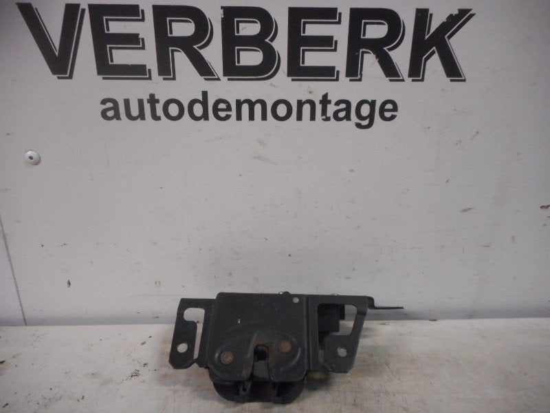 DIVERS VEROUILLAGE BMW 3 serie Compact (E46 / 5), Utilisé, BMW, Petuelring 130
80809  München, DE, Bayerische Motoren Werke AG