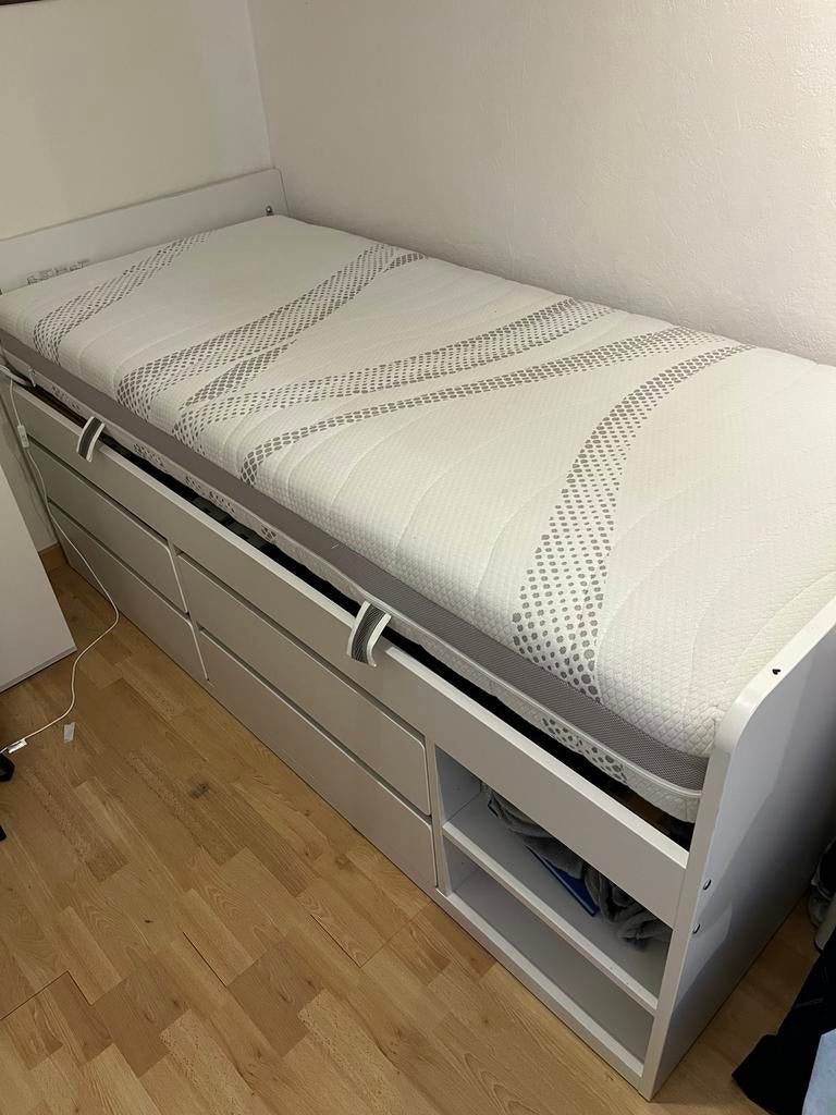 Bed Ikea met opberger+lattenbodem+ matras, 90x200 cm, Ophalen, Zo goed als nieuw, Verstelbaar