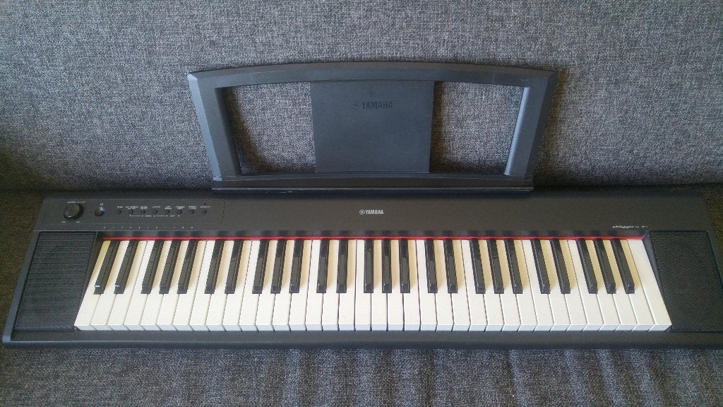 Yamaha NP-12 Portable Grand, Enlèvement ou Envoi, Comme neuf, Digital, Piano