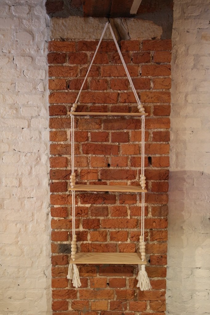 Macramé wandrek met 3 houten planken – boho, Gebruikt, Hout, Ophalen, Beige