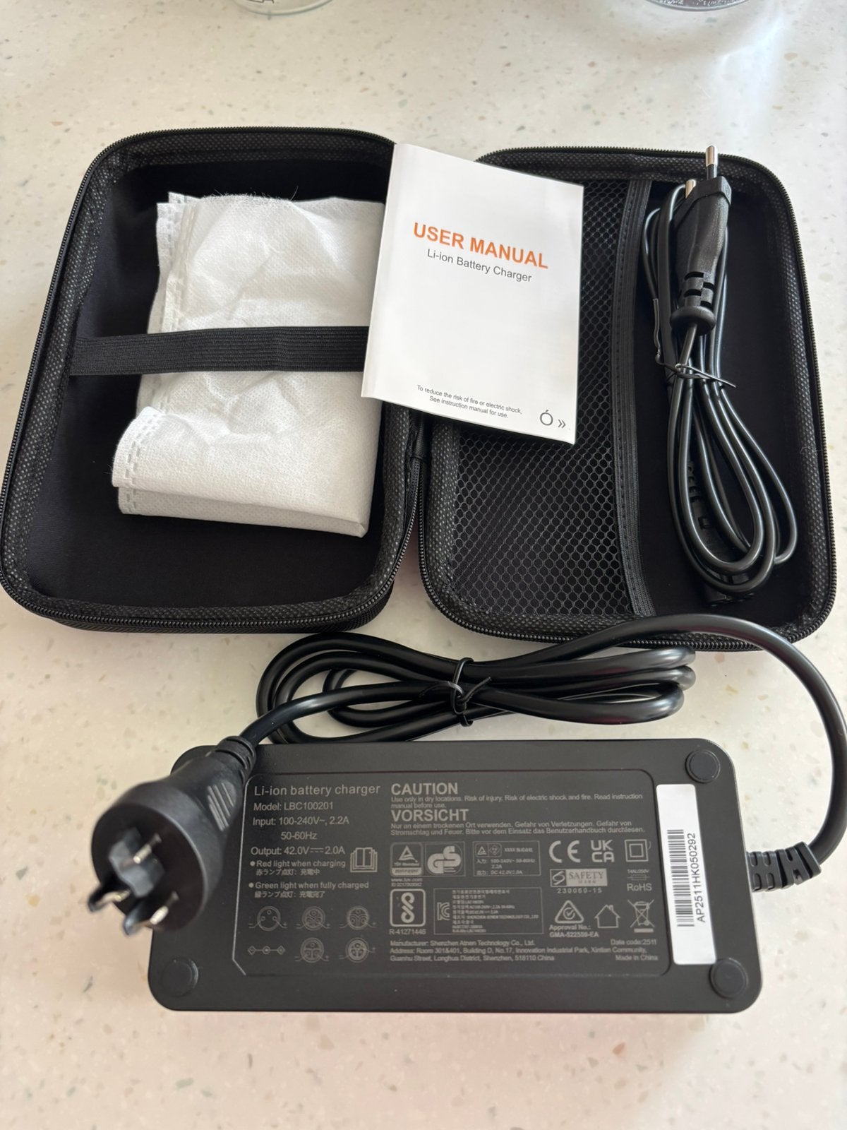 Bosch compact oplader, Ophalen, Nieuw