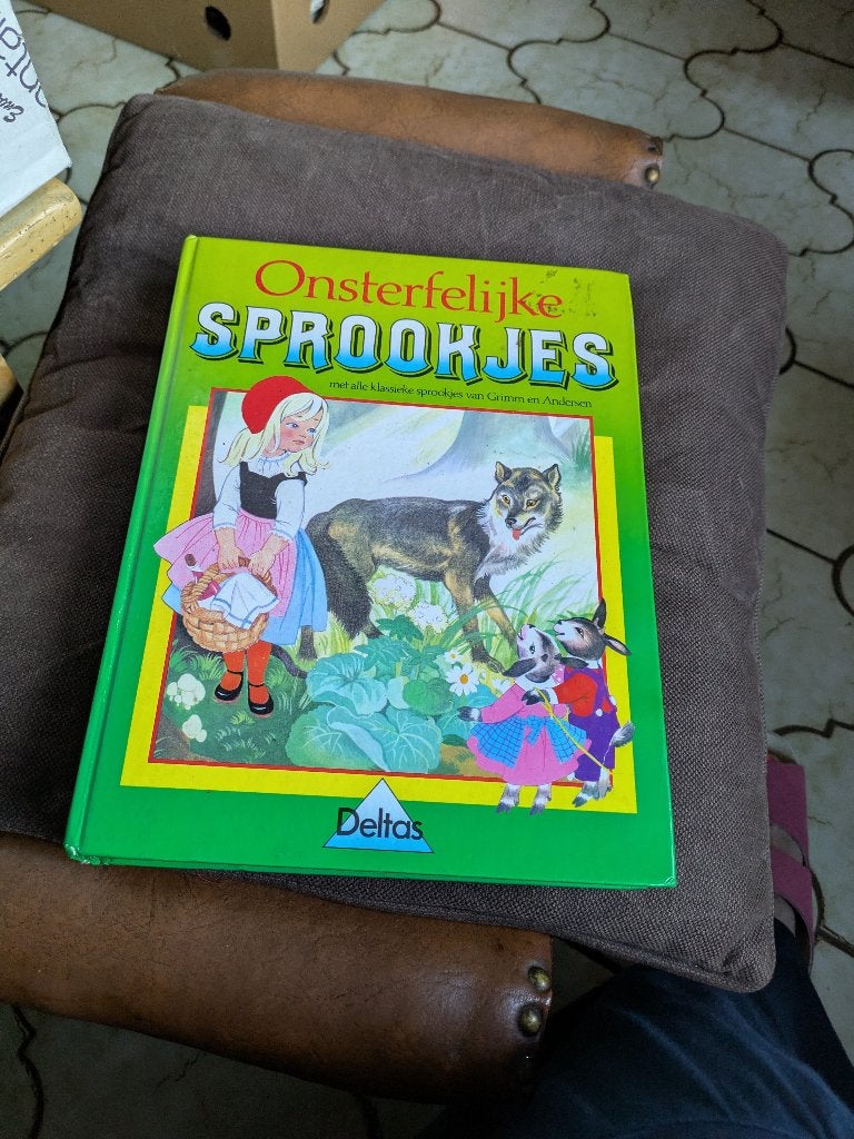 Onsterfelijke sprookjes, Boeken, Ophalen of Verzenden, Zo goed als nieuw, Fictie
