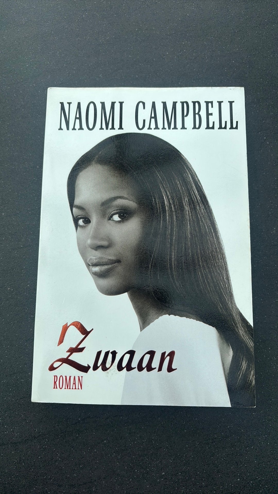 Naomi Campbell - Zwaan, Boeken, Streekboeken en Streekromans, Ophalen of Verzenden, Naomi Campbell