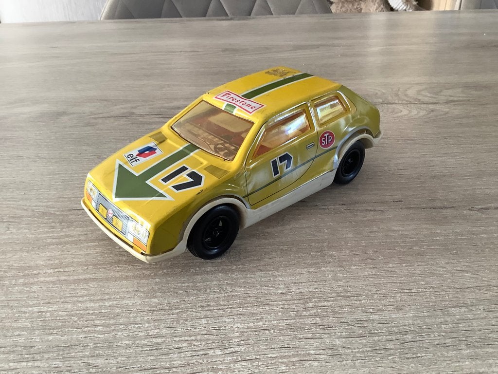 Voiture de rallye miniature en métal vintage (7x20 cm), Enlèvement ou Envoi, Utilisé
