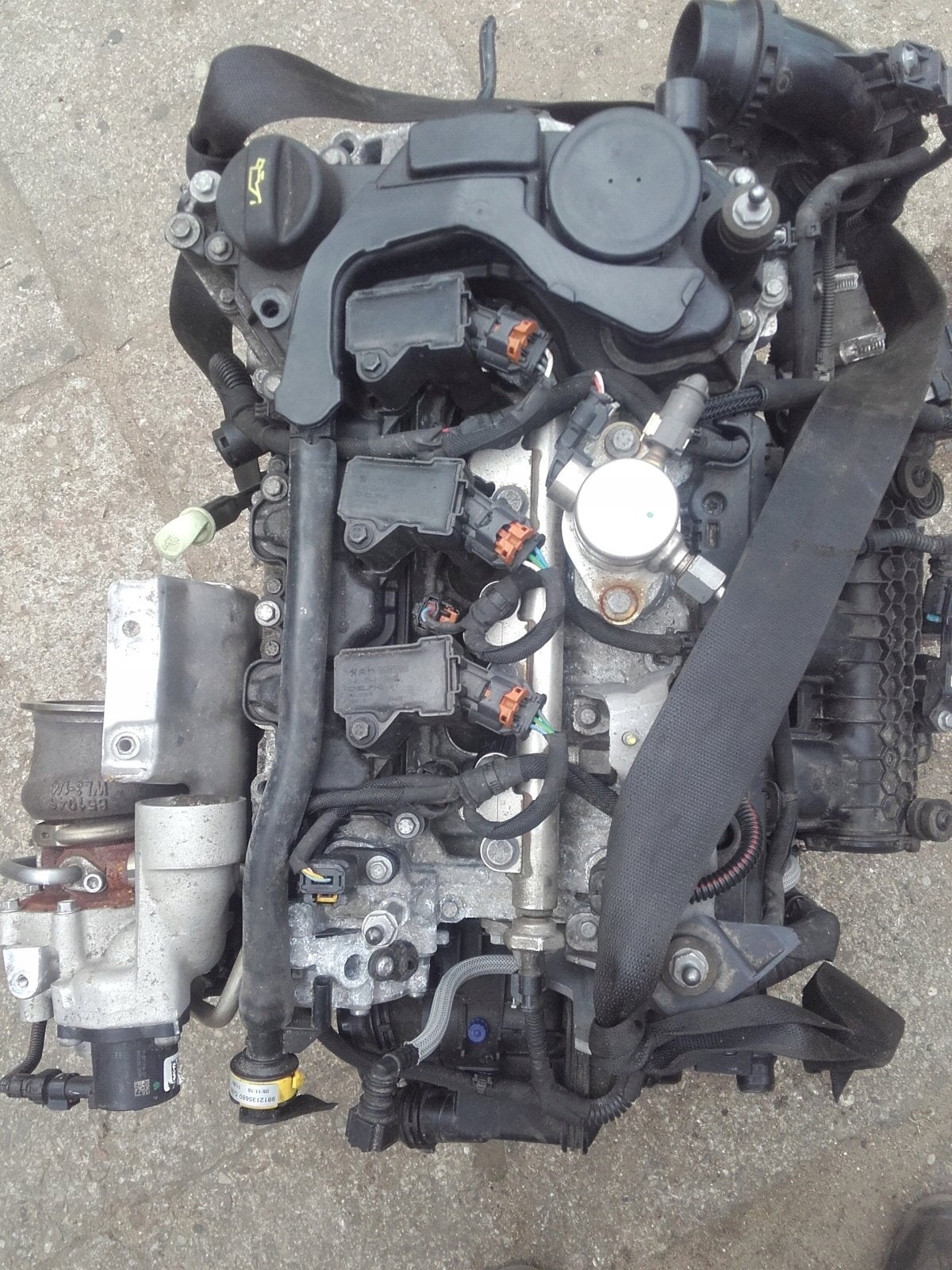 Moteur HNK Complet PARTNER 5008 2008 208 PEUGEOT RIFTER 3008
