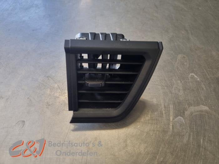 Grille aération tableau de bord d'un Renault Trafic, Renault, -, 3 mois de garantie, Utilisé