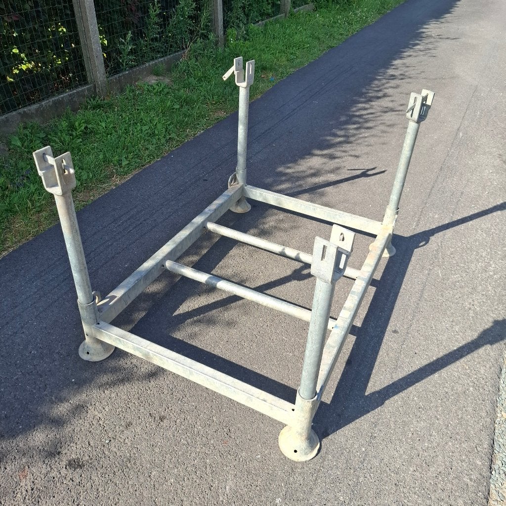 Stapelbak, Zakelijke goederen, Ophalen