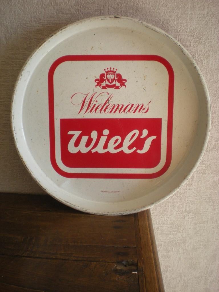 WIELS  Plateau métal 30 cm, Collections, Enlèvement ou Envoi, Utilisé, Panneau, Plaque ou Plaquette publicitaire