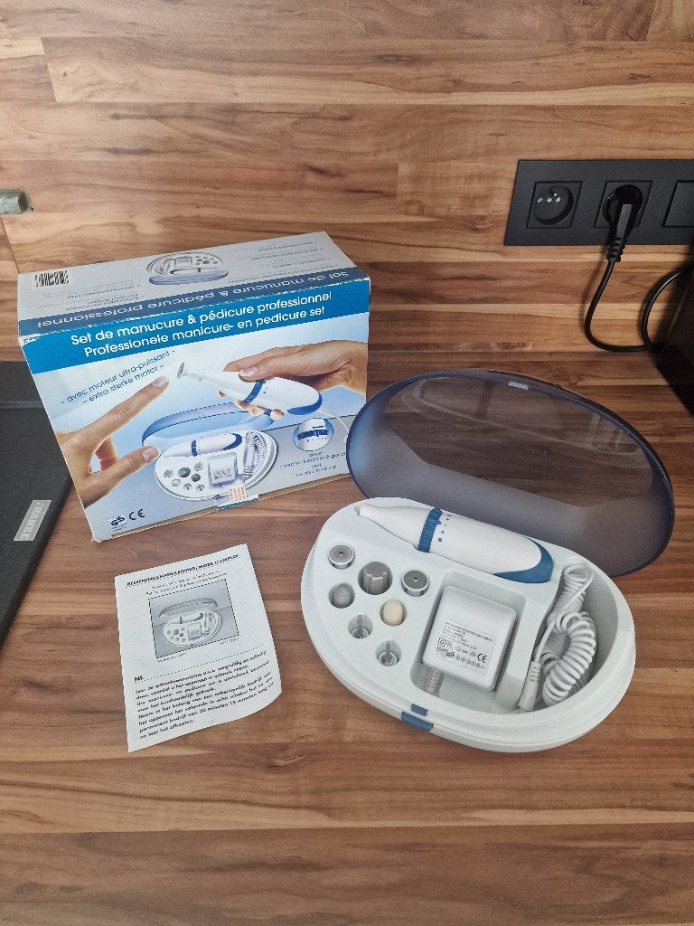 Set professionnel de manucure & pédicure électrique, Enlèvement ou Envoi, Comme neuf, Soin des mains et des pieds