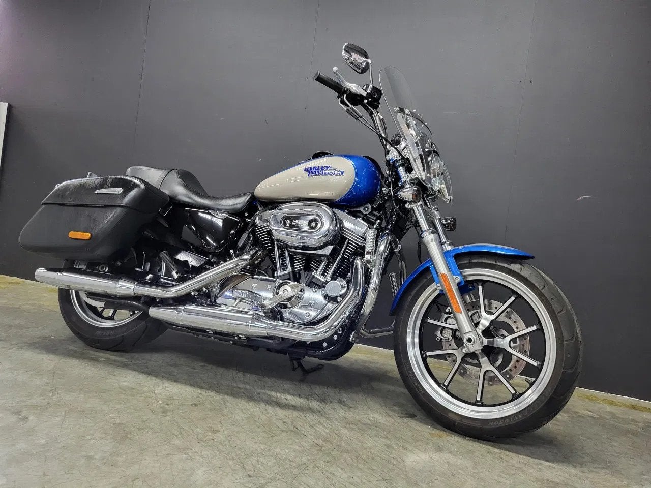 Harley-Davidson XL 1200T SuperLow (bj 2018), Chopper, Bedrijf, Meer dan 35 kW, 1200 cc