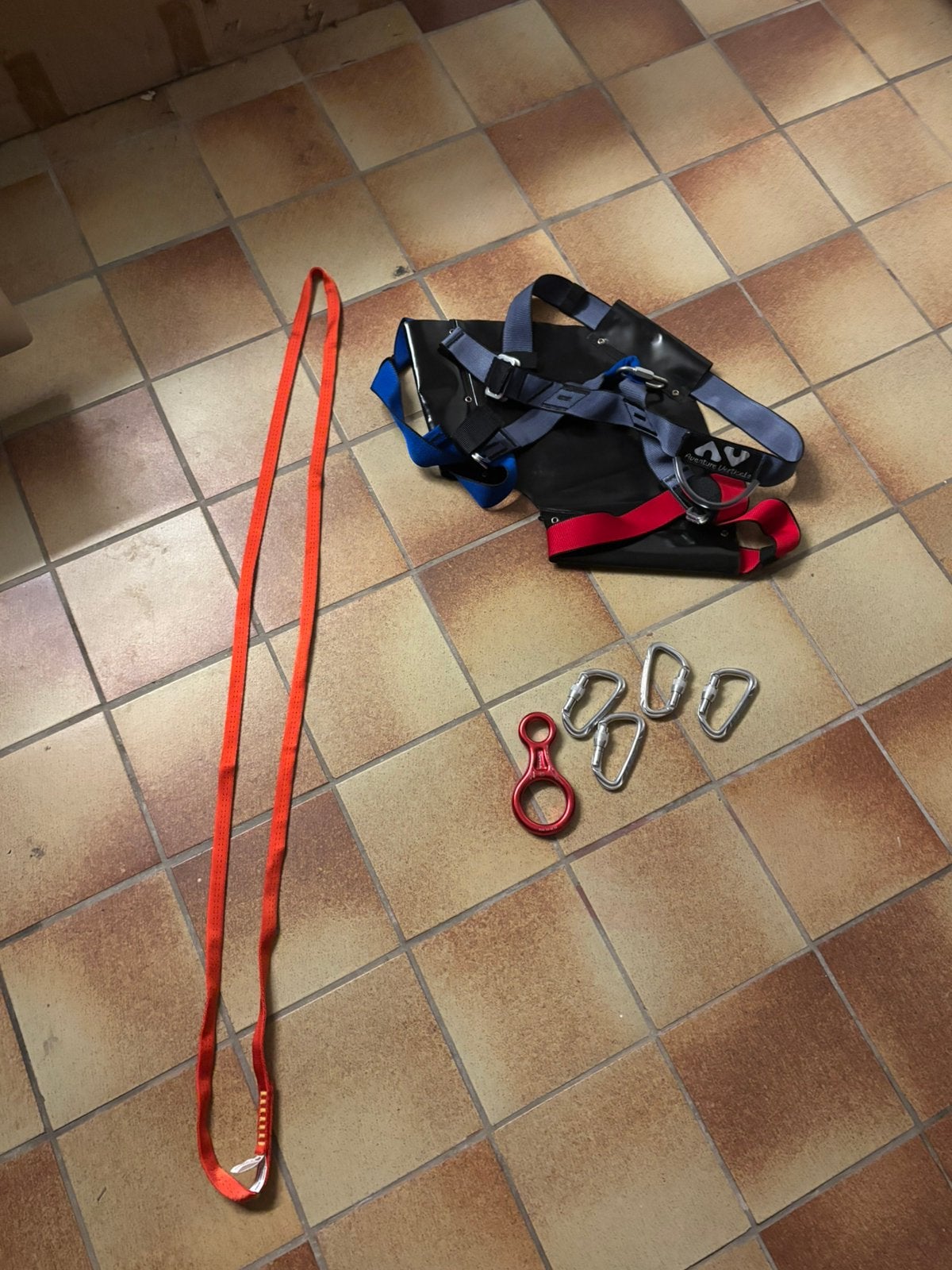 Canyoning startset met harnas en schoen, Ophalen of Verzenden, Zo goed als nieuw, Klimsport-accessoire