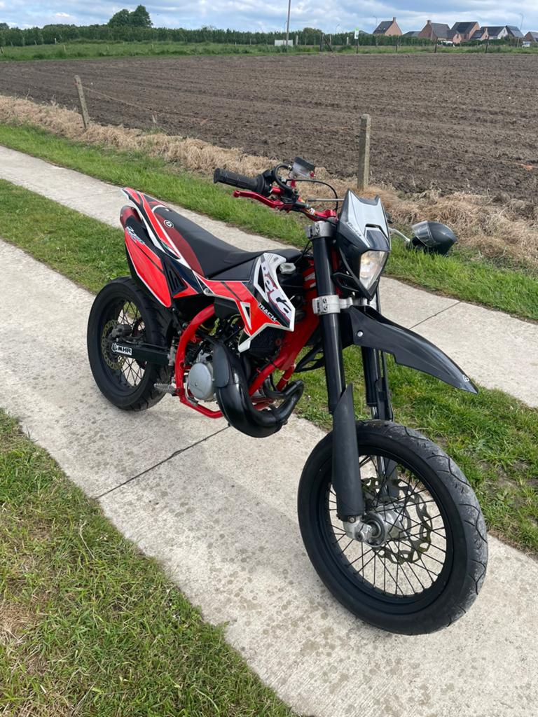 Beta rr 50 track, Ophalen of Verzenden, Zo goed als nieuw