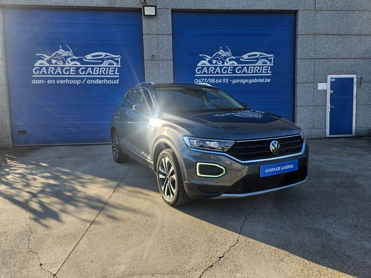 Volkswagen T-Roc Mark 1 (2017-2022) (automatique), Autos, Argent ou Gris, Achat, Euro 6, Carnet d'entretien