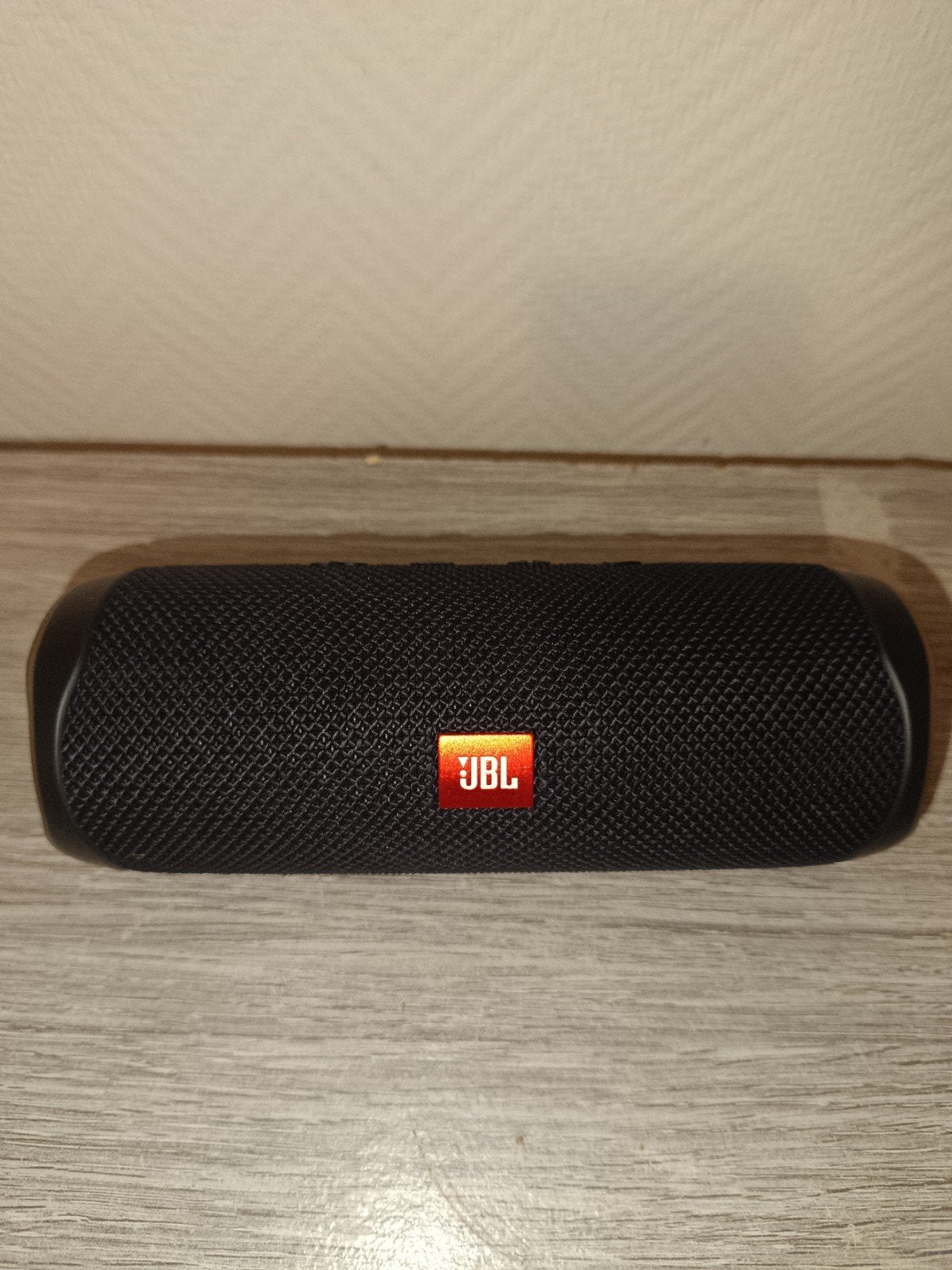 baffle jbl flip 5, Neuf, Enceinte portable, Enlèvement ou Envoi, JBL