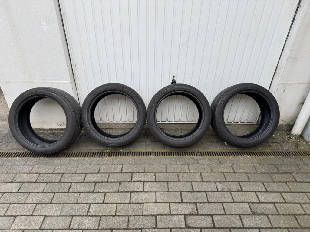 set van 4 Michelin Primacy 4 banden  255/40 R19 100W, Auto-onderdelen, Banden en Velgen, Band(en), Ophalen